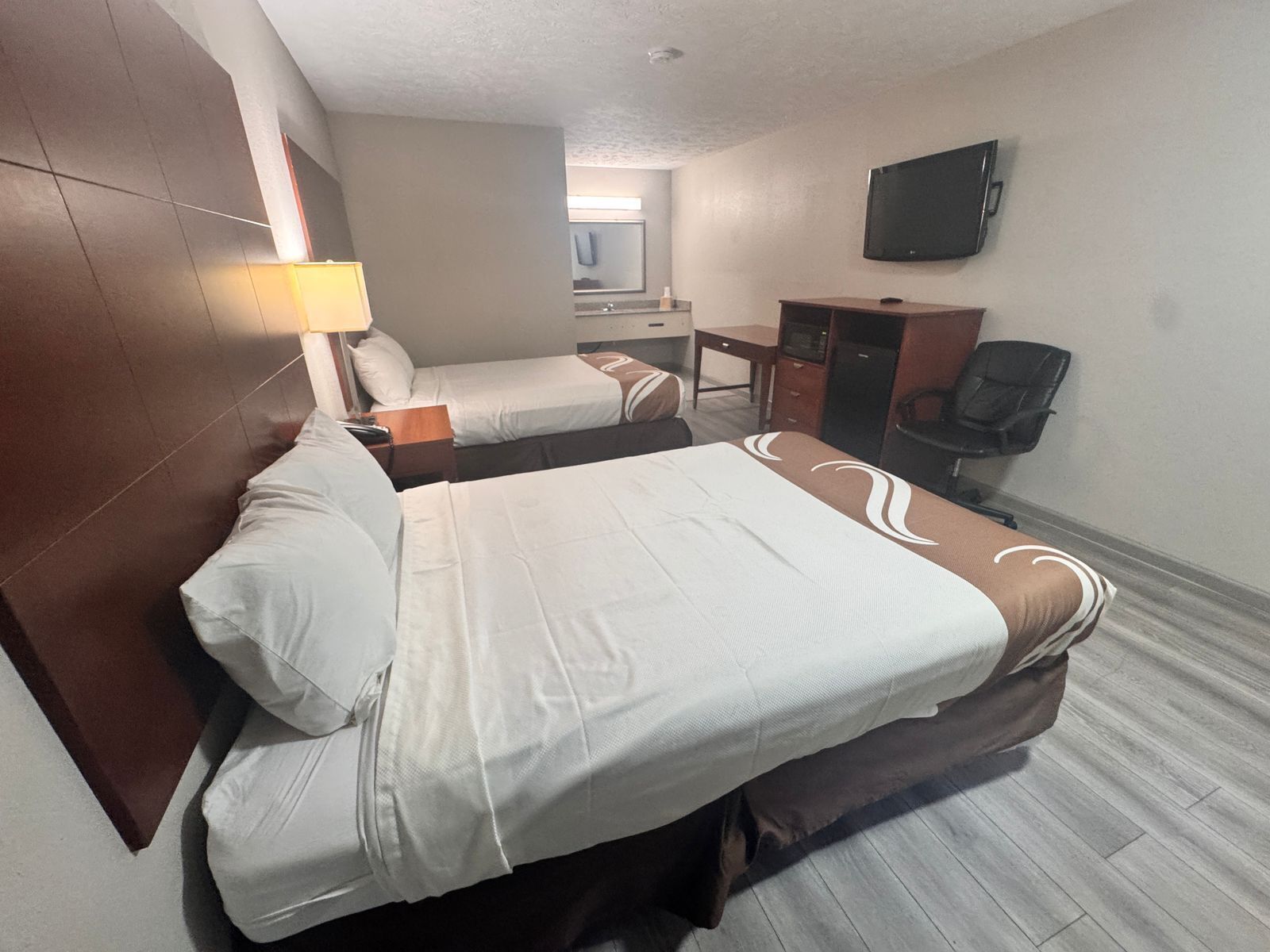 In-room safe, desk, iron/ironing board, free WiFi