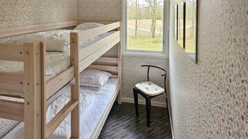 4 habitaciones, cuna de viaje y wifi gratis