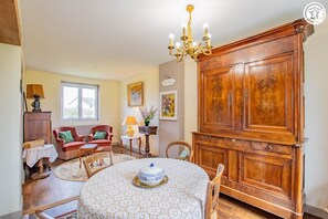 Dining - Refuge Campagnard - SAINT EMILAND (SAINT EMILAND)