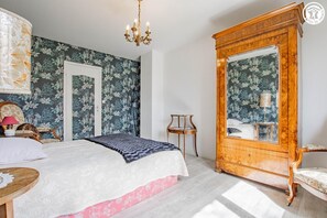 2 bedrooms, Internet