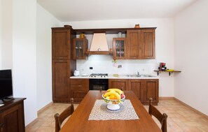 ثلاجة، موقد طهي مسطح