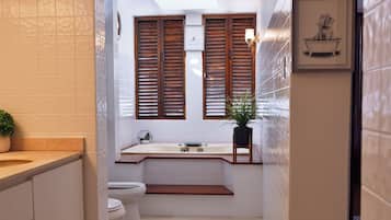 Villa, Garden View | Bilik Mandi | Pancuran mandi, hulu semburan hidrourut, pengering rambut
