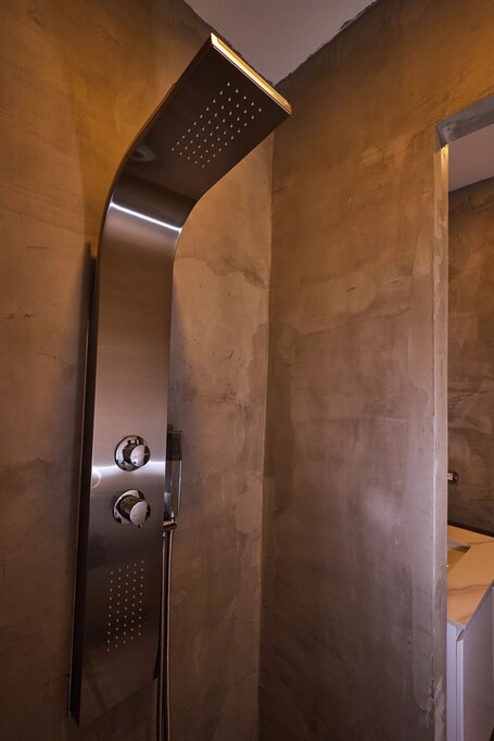 Ola Boutique Hotel - Image 29