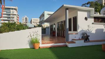 Villa, vue sur le jardin | Vue sur le jardin