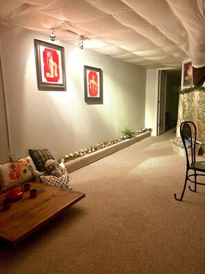 Interior - 2-bedroom vacation home just 16 minutes to MSP airport. (Saint Paul)