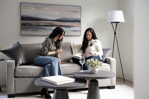 Smart TV, books, video library, stereo