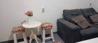 Casa central e Linda na Rua Oriental