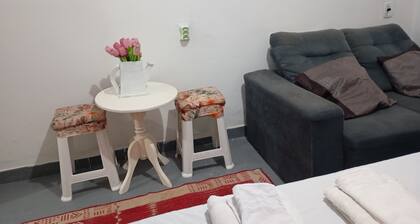 Casa central e Linda na Rua Oriental