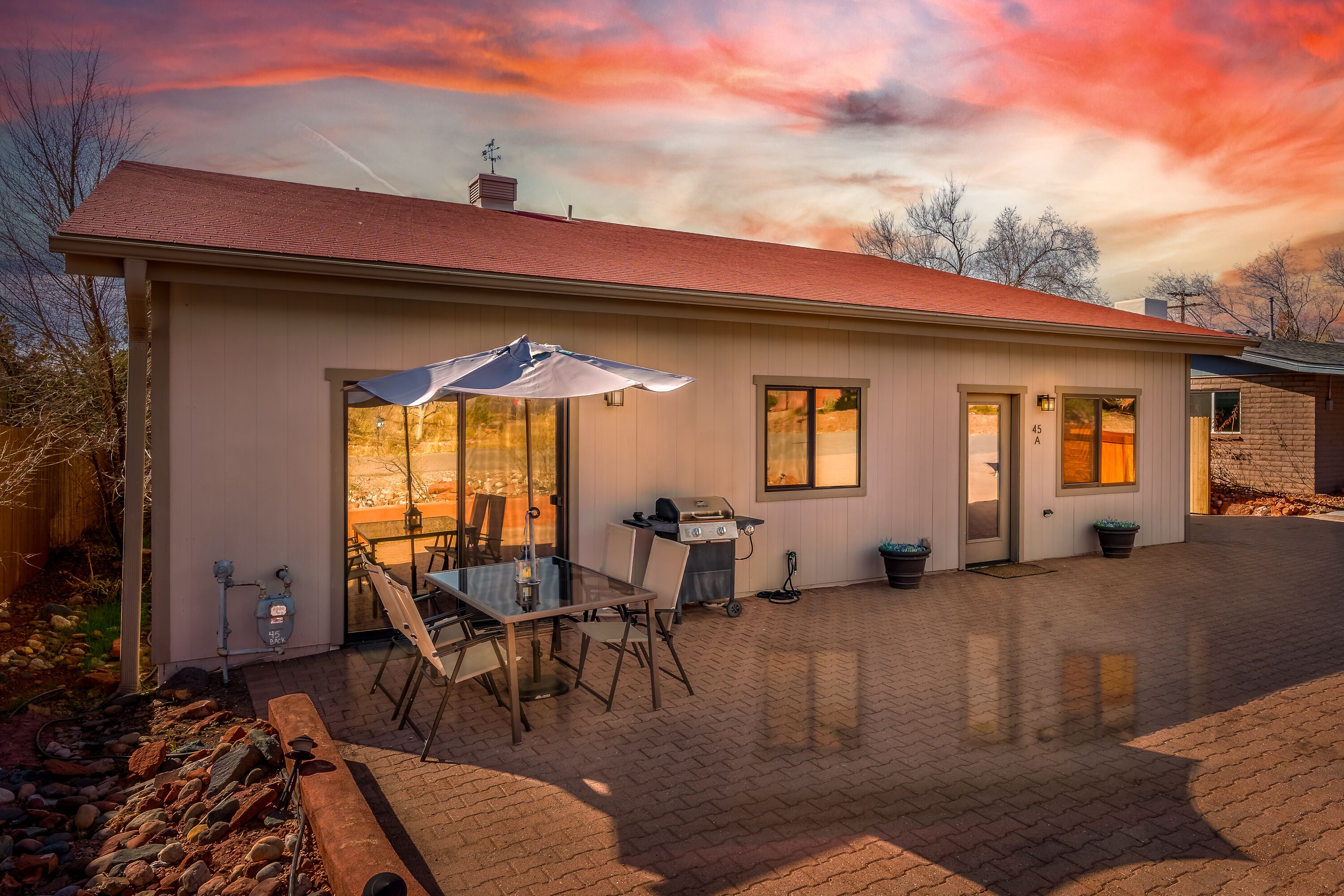 Serene retreat w/breathtaking views in quiet, peaceful west Sedona neighborhood