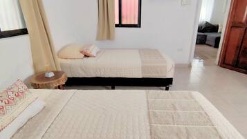 4 chambres, fer et planche Ă repasser, Wi-Fi gratuit, draps fournis
