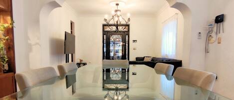 تناول الطعام