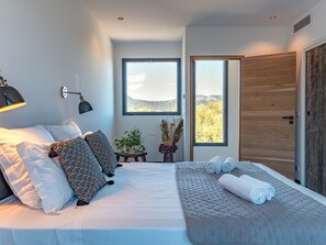 4 bedrooms, iron/ironing board, travel cot, WiFi - Casa Campa di Pinarello (pinarello)