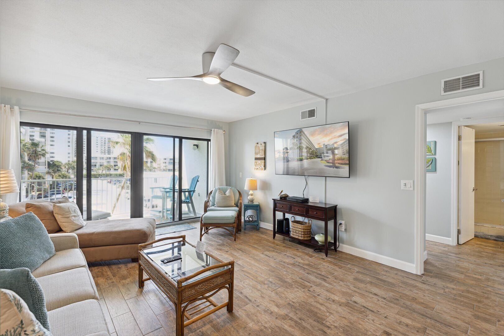 Seashore Splendor w/Ocean views & Heated Pool!