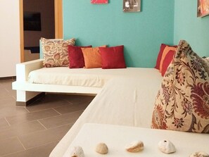 Interior - Apt. in Estoril, Boa Vista, Sal Rei, Cape Verde just 75 meters from the beach. (Sal Rei)