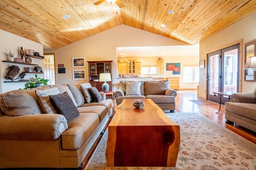 Luxurious Sunny Home Overlooking Hot Springs, River, And Historic Downtown. - Pagosa Springs, CO