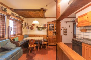Interior - Ski Residence 3B (Falcade)
