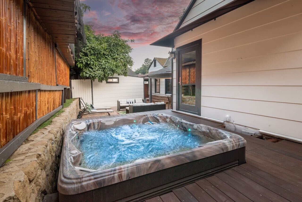 Luxurious Bel Air Home w/ Jacuzzi! 2BD 2BA