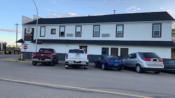 Fachada de la propiedad