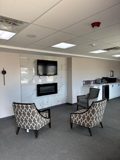 Bethel Hotel Elk Point