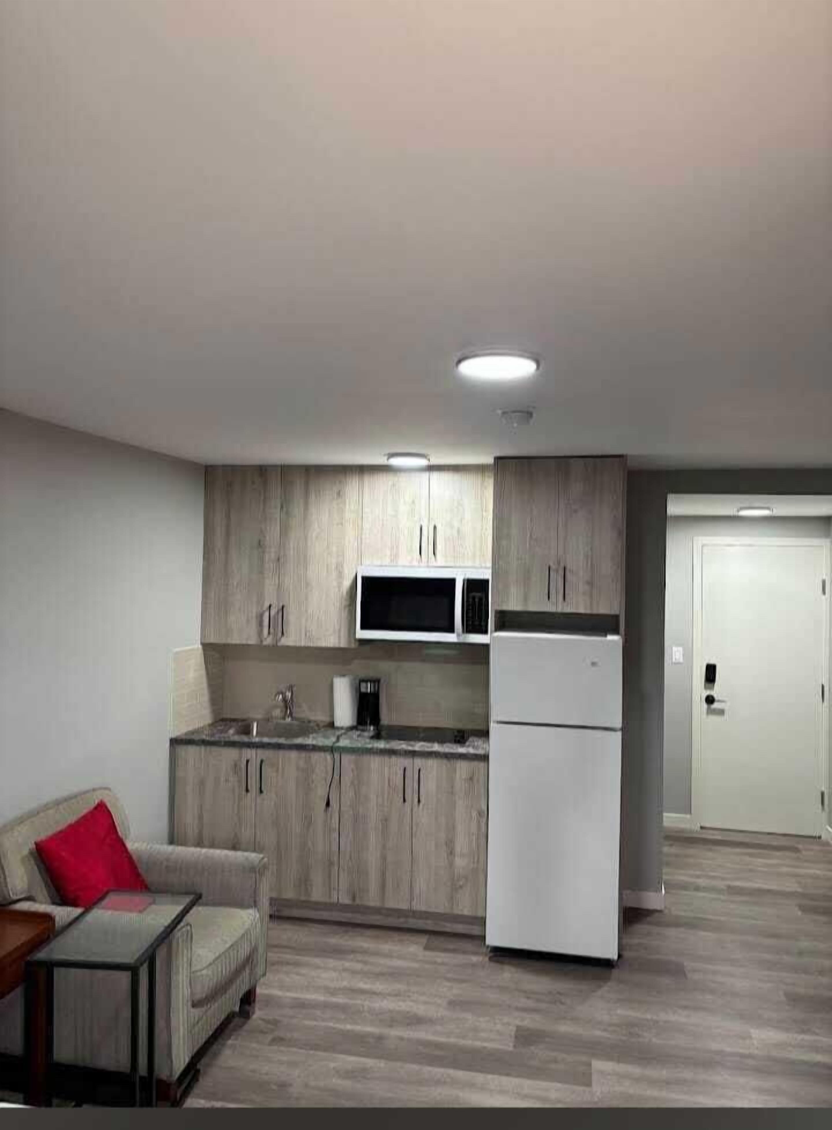 Iron/ironing board (on request), WiFi (free), bed sheets