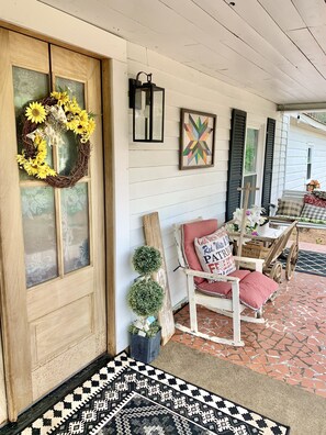 Exterior detail - Countryside Haven (Pickens)
