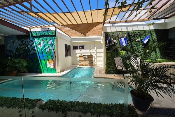 Alberca al aire libre