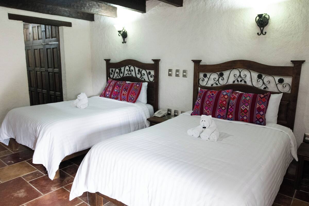 Business Room | 1 bedroom, down comforters, pillowtop beds, blackout drapes