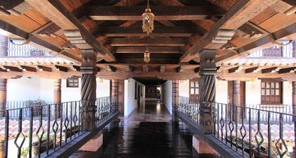 HOTEL PLAZA SAN CRISTOBAL INN