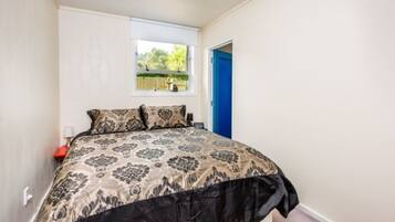 2 bedrooms, in-room safe, WiFi, bed sheets