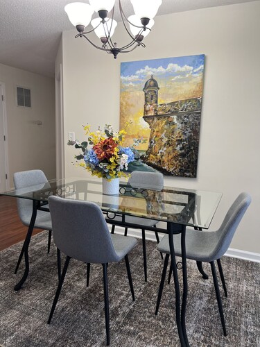 Comfortable Ground Floor Apartment 2BR/2BA