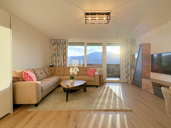 TV - Apartment Top A by Interhome (Mühlbach am Hochkönig)