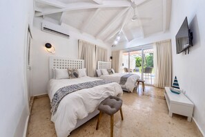 4 dormitorios, tabla de planchar con plancha, wifi gratis y ropa de cama