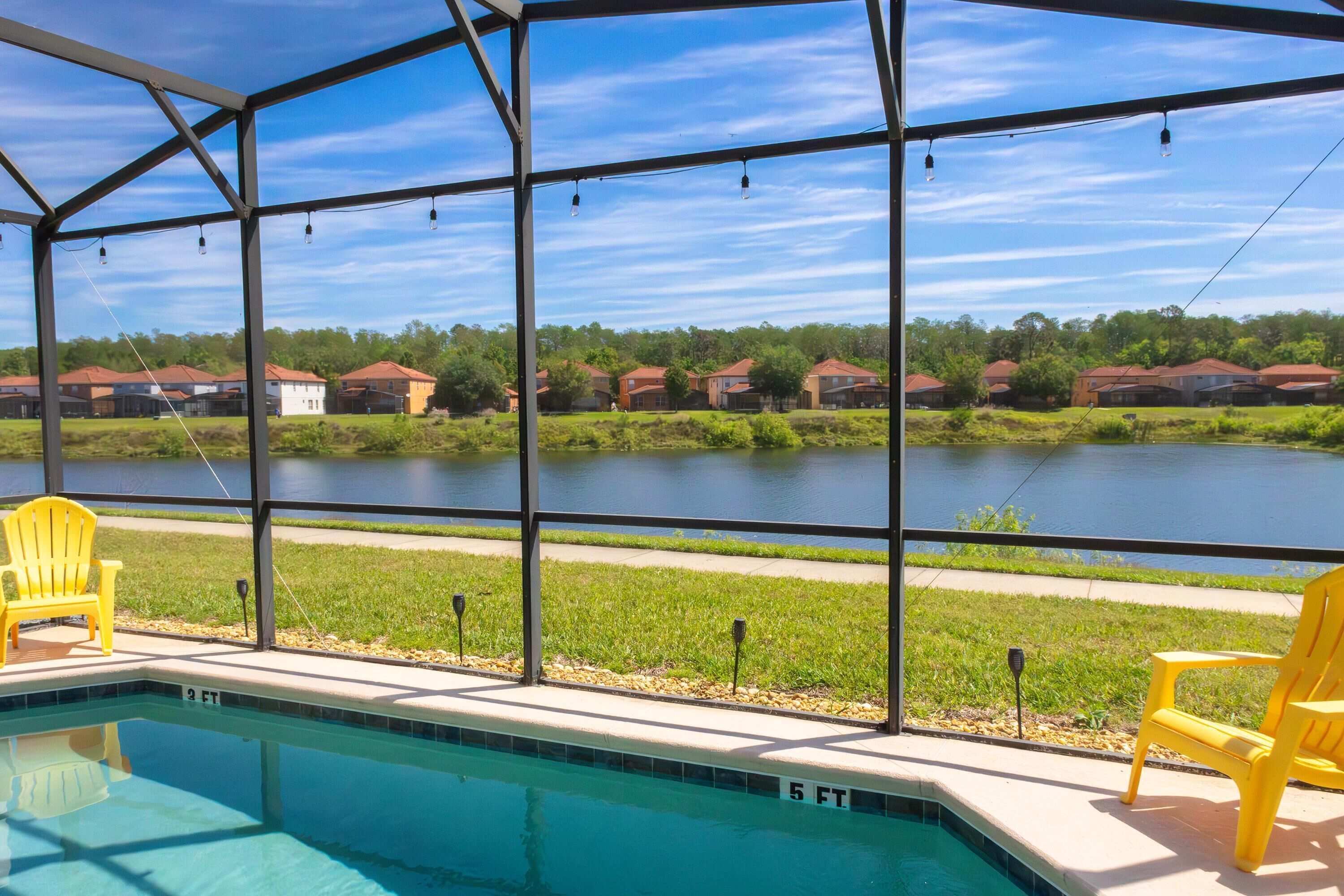 Stunning 4 Bedroom, 3 Bathroom Themed Home with Splash Pool and Picturesque Lakeview!