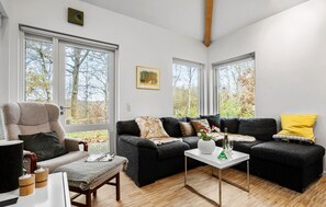 TV, fireplace - Nice home in Kibæk with kitchen (Kibæk)