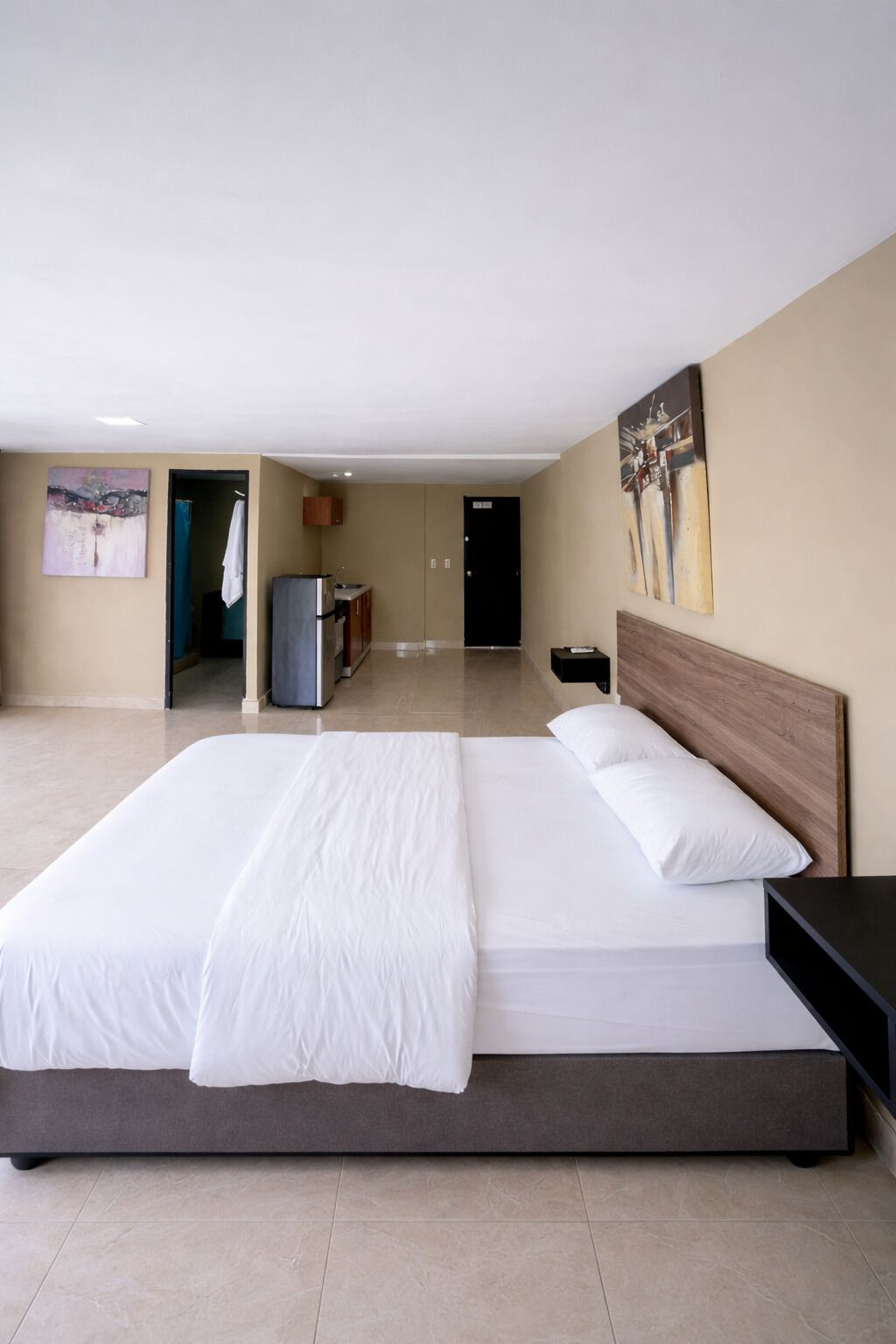 Habitación, 2 camas individuales | Minibar, wifi gratis y ropa de cama 