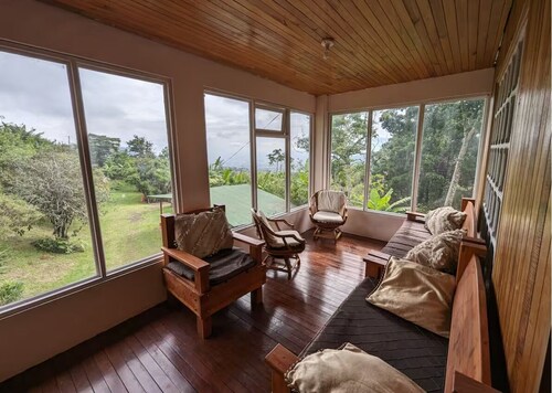 Spacious Private Home with Panoramic Views of San José & Central Valley - Aserrí