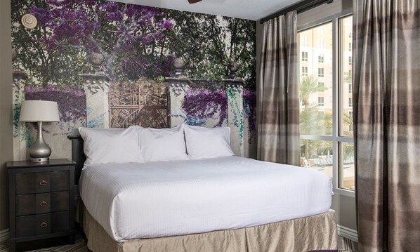 1 bedroom, WiFi, bed sheets - Outdoor fun at picturesque locations like the Grand Canyon, and Red Rock Canyon. (Las Vegas)