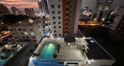 Pretty & Cozy One Bedroom Apartment! 2 Pools & 5 minute walk to Tonsupa Beach!