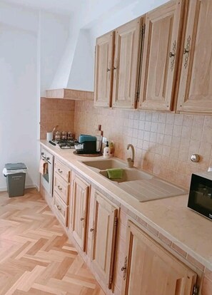 Mikrowelle, Ofen, Herdplatte