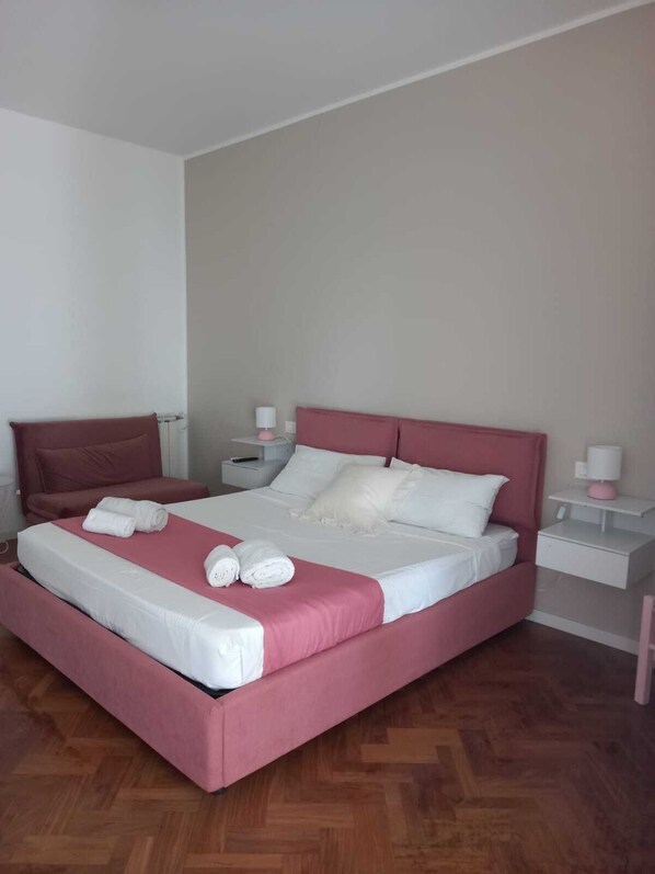 1 Schlafzimmer, Bügeleisen/Bügelbrett, WLAN, Bettwäsche