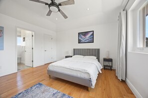 3 bedrooms, free WiFi - Luxury Stay W/ Chef’s Kitchen (Pickering)
