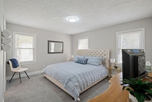 5 Schlafzimmer, Bügeleisen/Bügelbrett, kostenloses WLAN, Bettwäsche