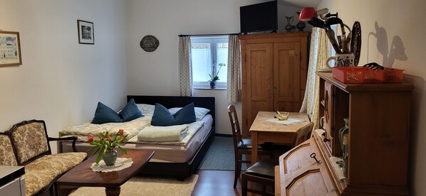 1 bedroom, Internet, bed sheets - Apartment Sonja mit Dusche und Blick auf den Bach (Bad Aibling)