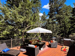 Property grounds - Private Magical Forest, King Suite, 2 miles to Pikes Peak Hwy and North Pole (Cascade, CO 80909)
