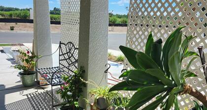 PASSAGE TO YOSEMITE - NEW SPACIOUS APARTMENT- PET FRIENDLY