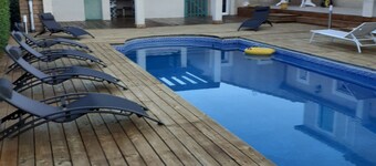 Location Saisonnière Villa Avec Piscine 10 Personnes