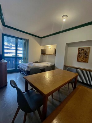 2 Schlafzimmer, kostenloses WLAN, Bettwäsche