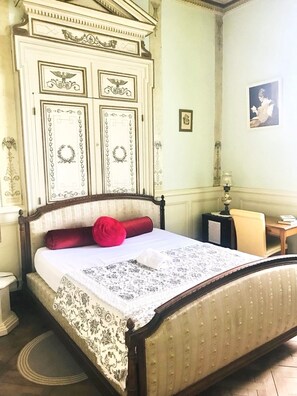 2 soverom, strykejern/-brett, wi-fi (inkludert) og sengetøy