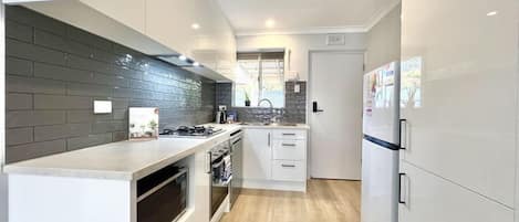 Fridge, microwave, oven, stovetop
