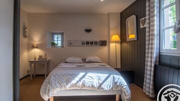 2 chambres, Wi-Fi gratuit, draps fournis